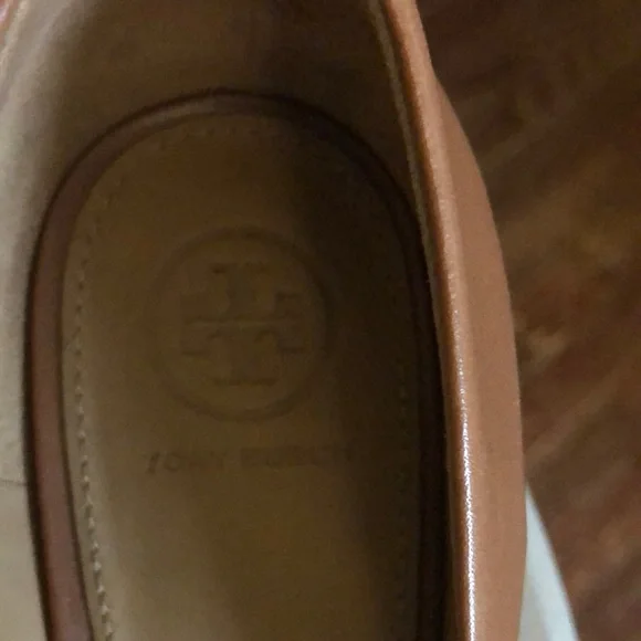 Tory Burch Tan Wedge Shoes - Picture 8 of 12